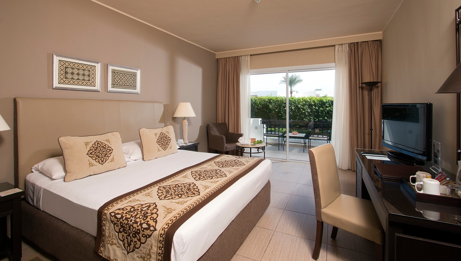 Jaz Fanara Resort & Residence