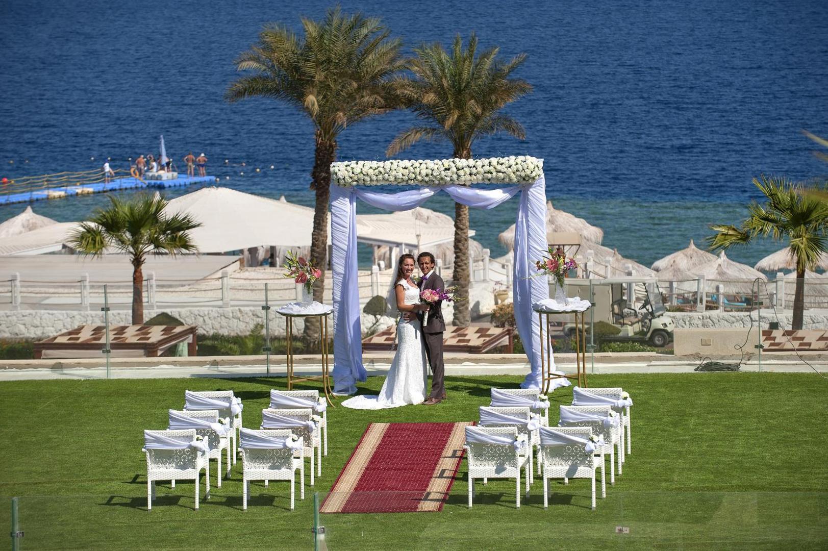 SUNRISE Arabian Beach Resort - Grand Select