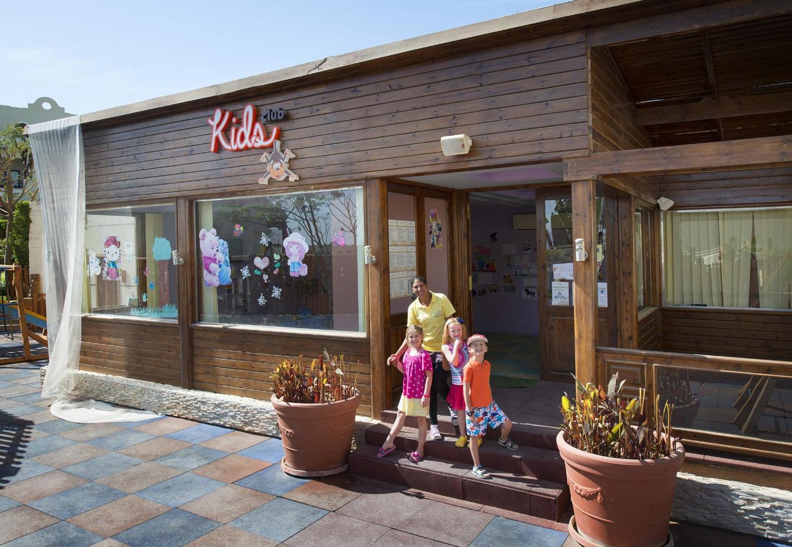 SUNRISE Arabian Beach Resort - Grand Select