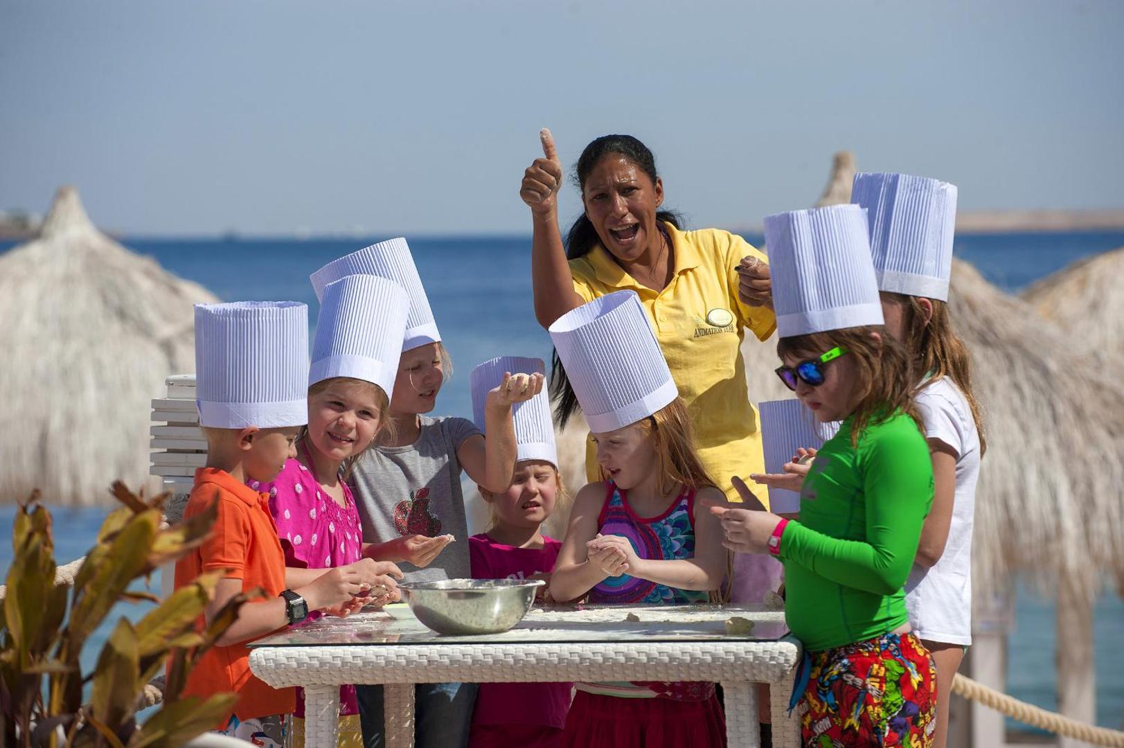 SUNRISE Arabian Beach Resort - Grand Select