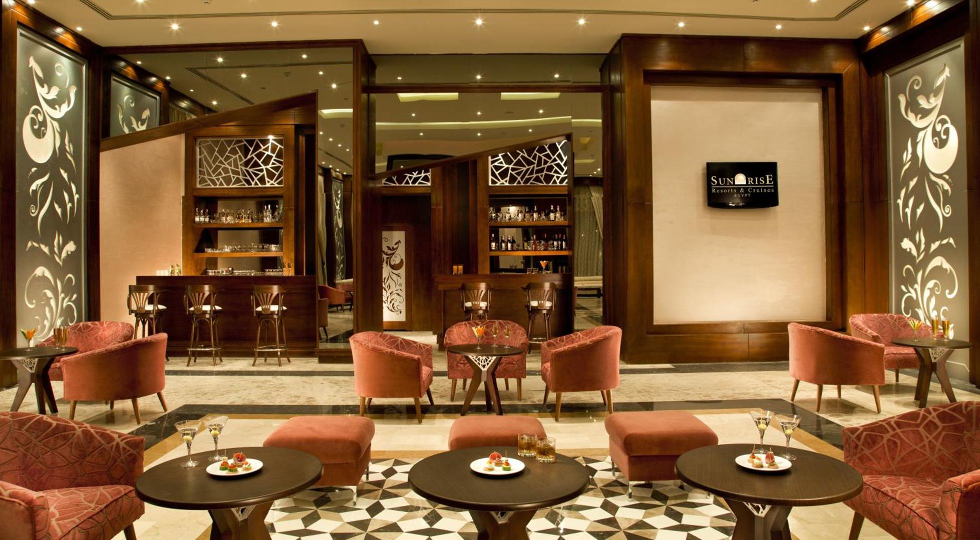 SUNRISE Arabian Beach Resort - Grand Select