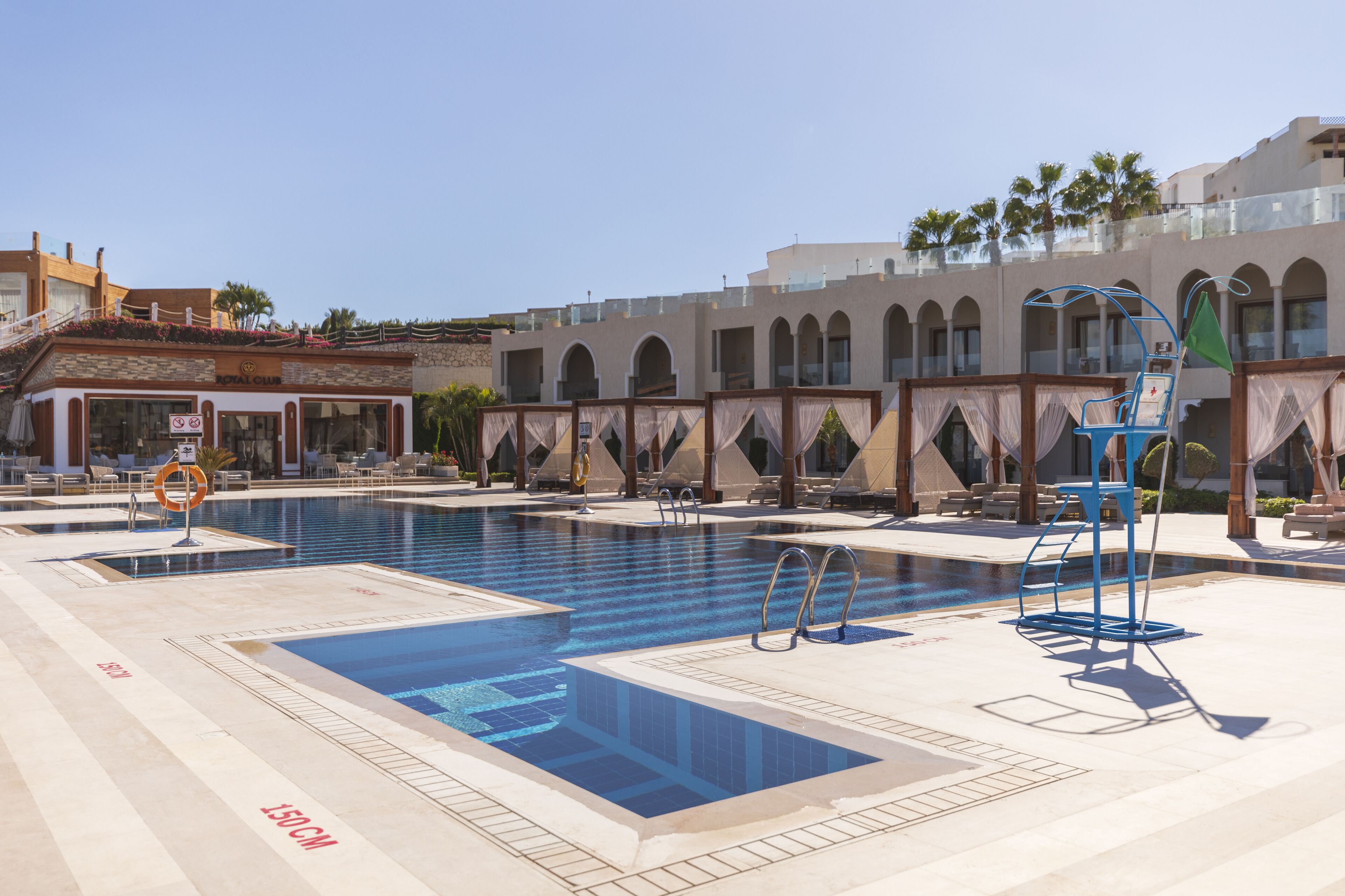 SUNRISE Arabian Beach Resort - Grand Select