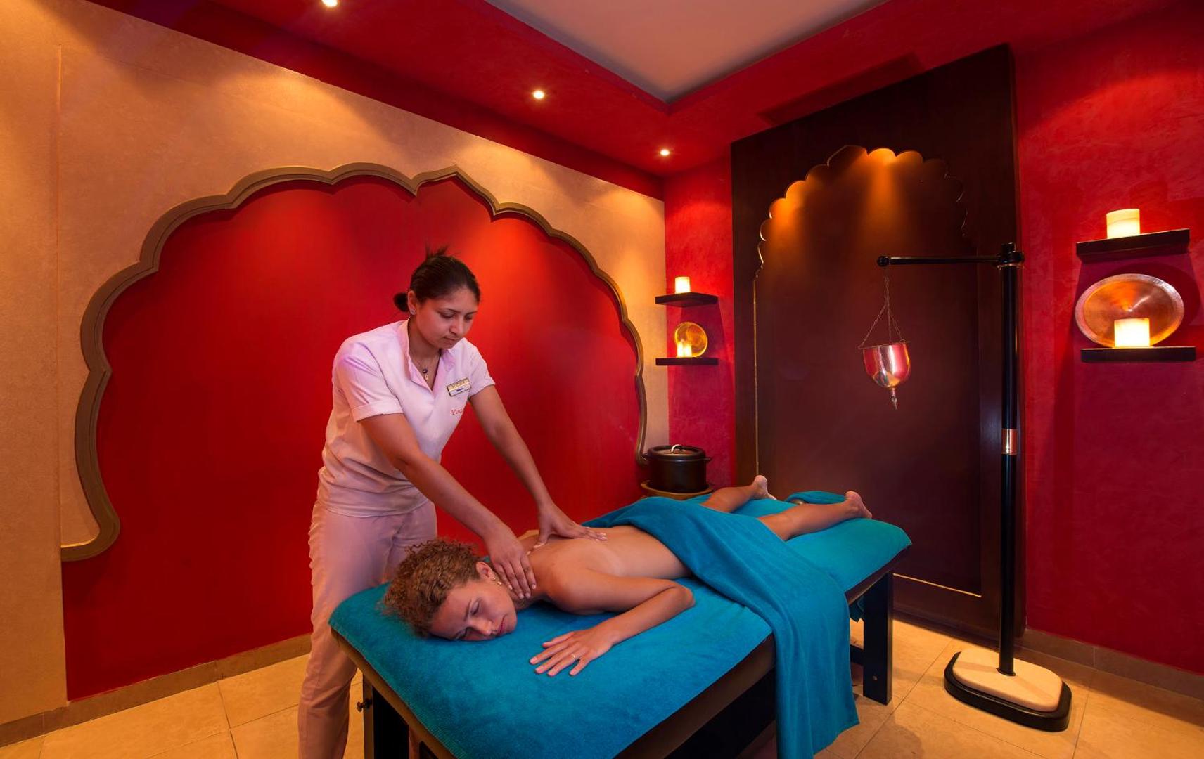 SUNRISE Arabian Beach Resort - Grand Select