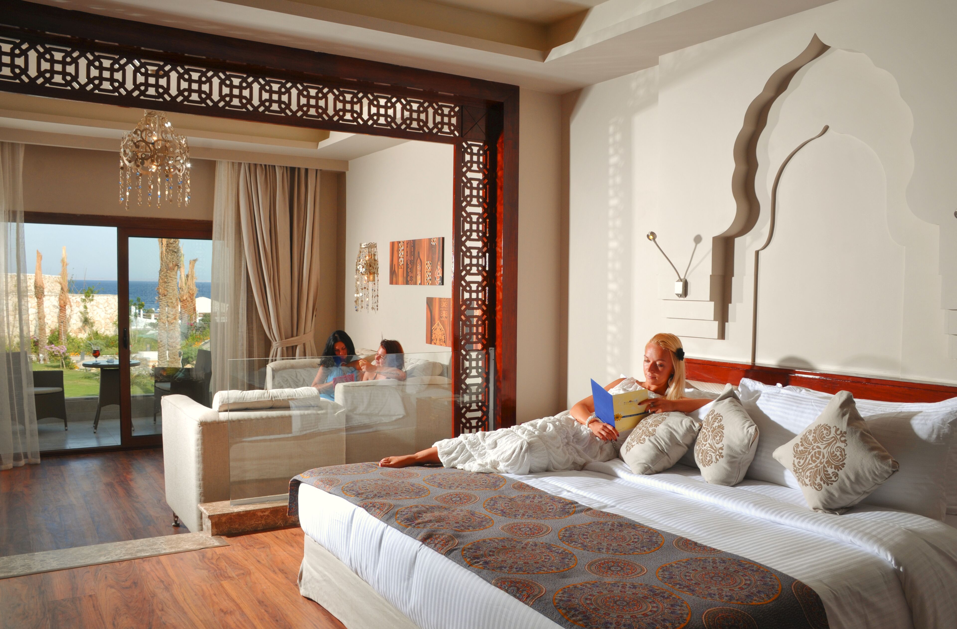 SUNRISE Arabian Beach Resort - Grand Select