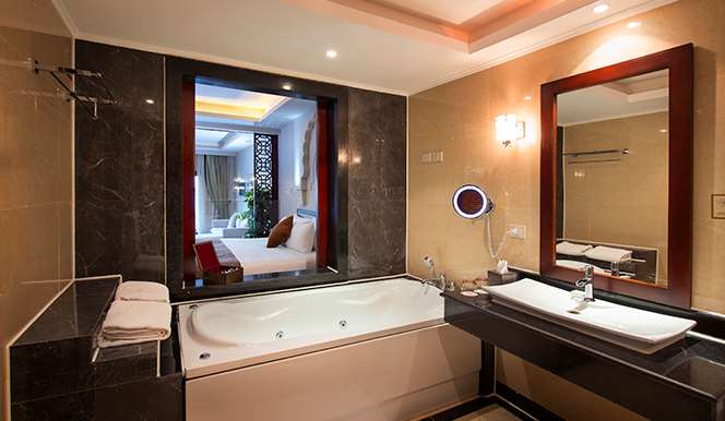 SUNRISE Arabian Beach Resort - Grand Select