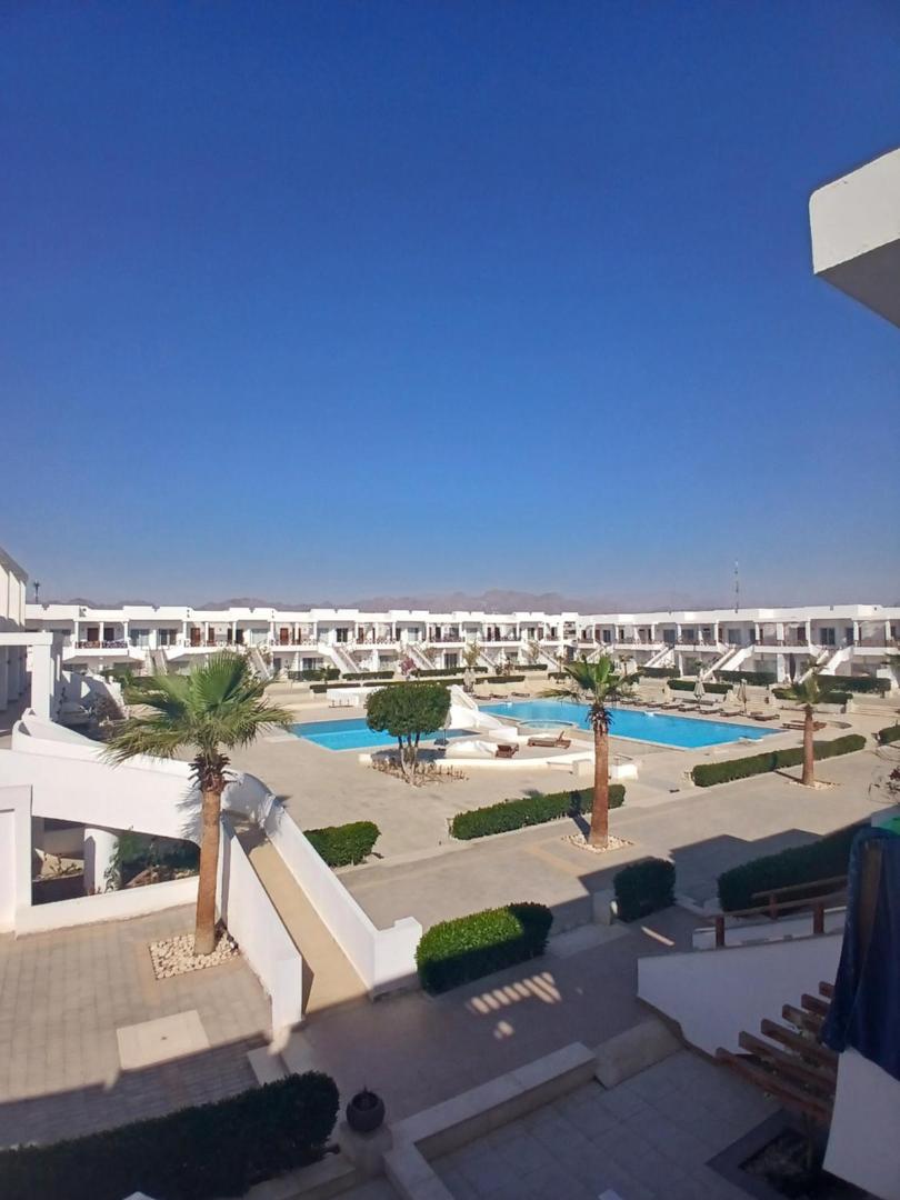 A Residence - Superior One Bedroom Aparthotel