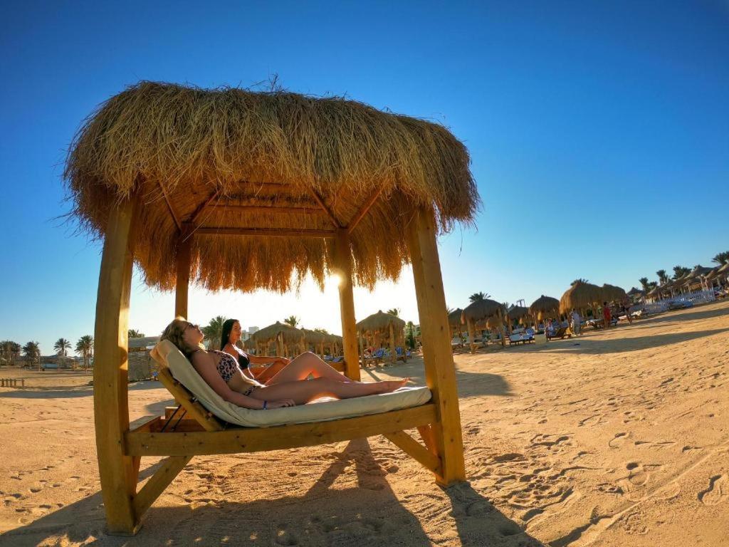 Romance Regency Club