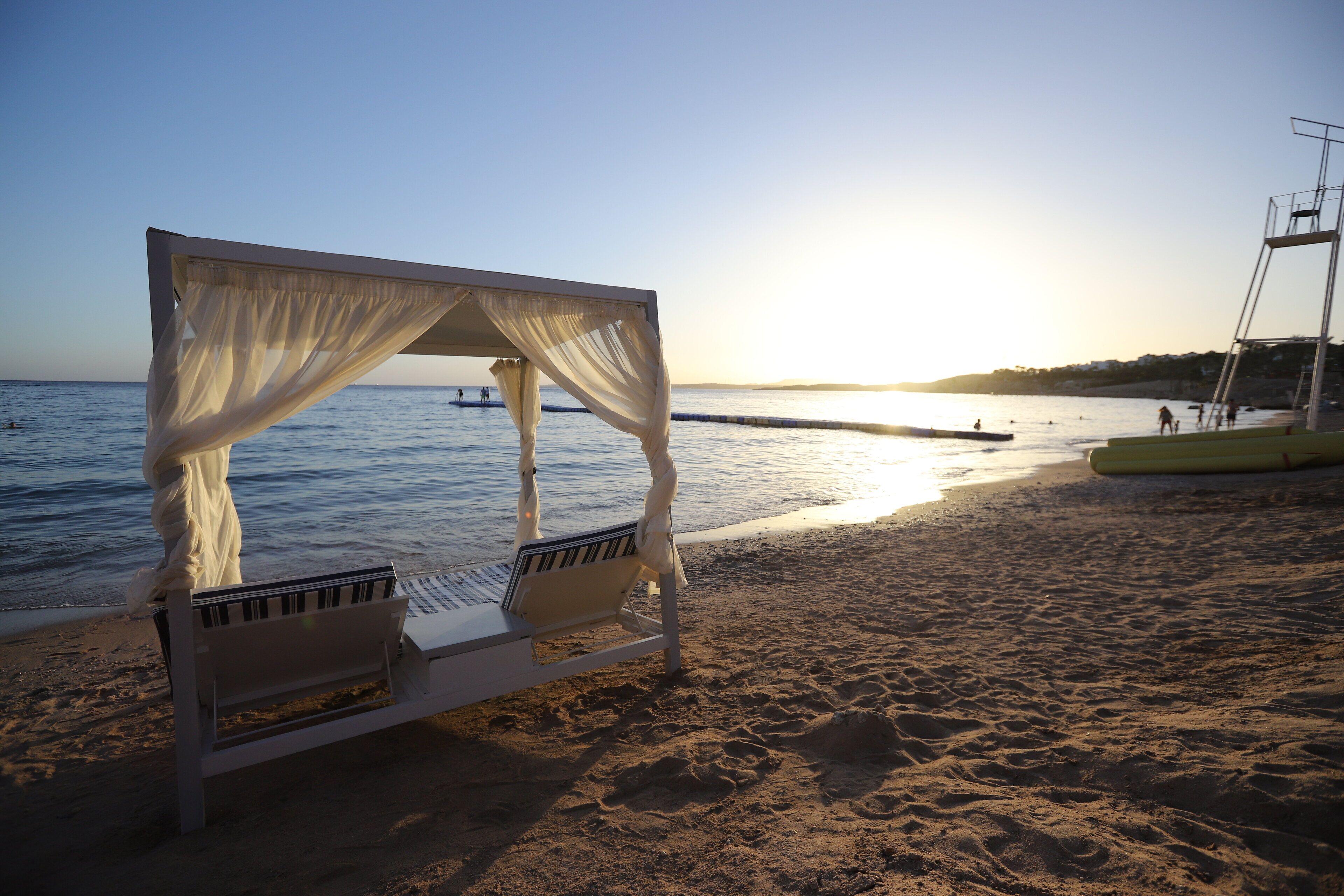 Continental Plaza Beach Resort