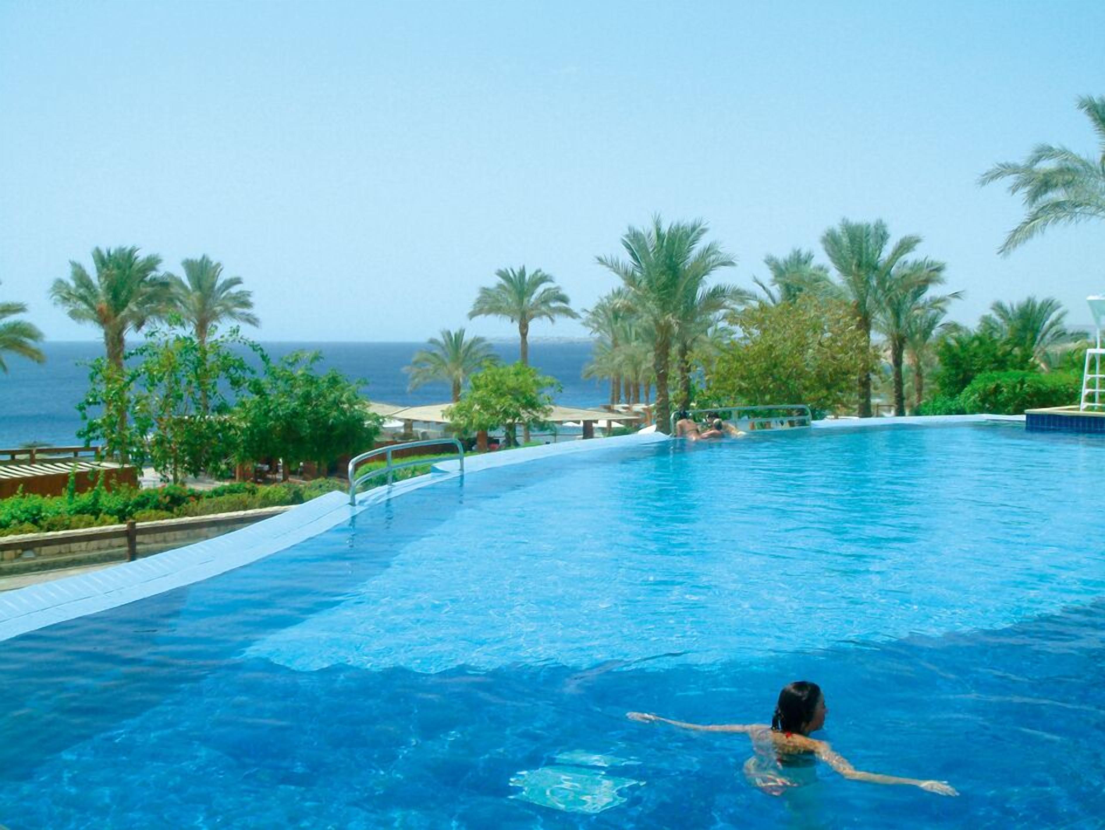 Continental Plaza Beach Resort