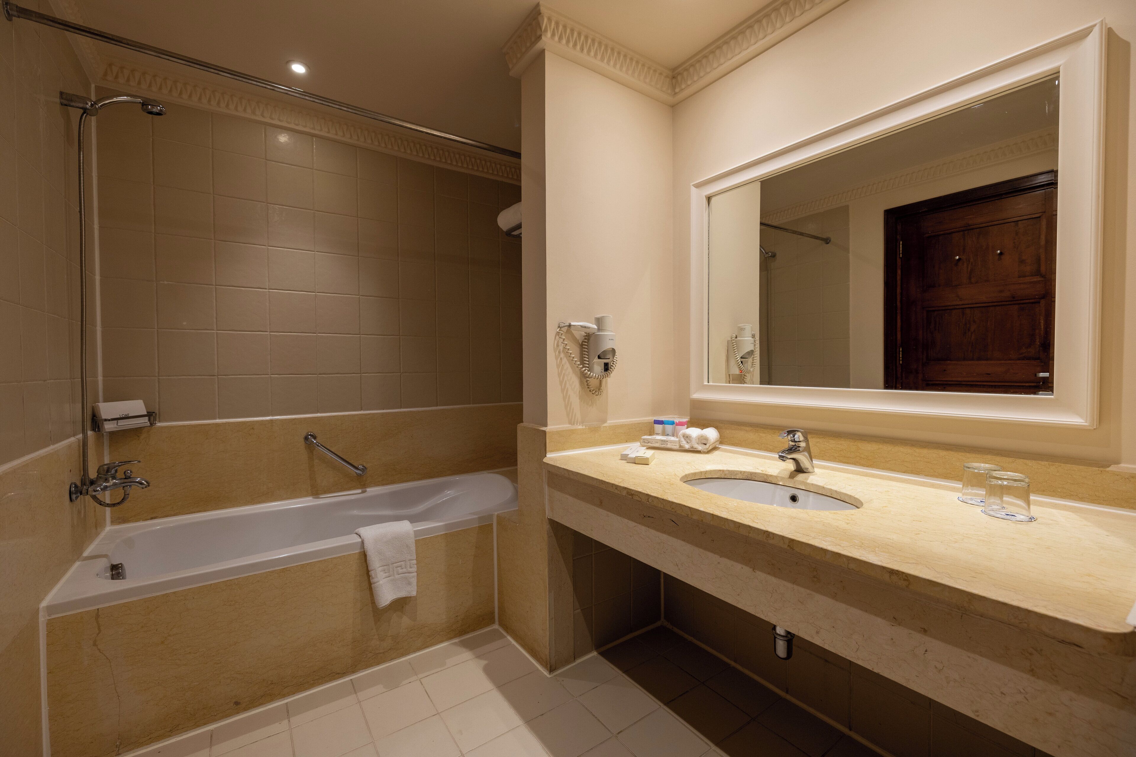 Continental Plaza Beach Resort