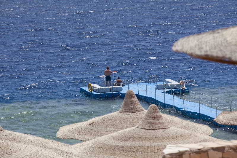 Coral Beach Resort Tiran
