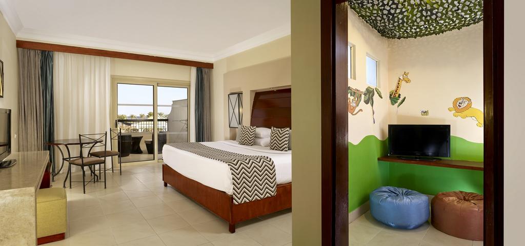 Coral Sea Holiday Resort