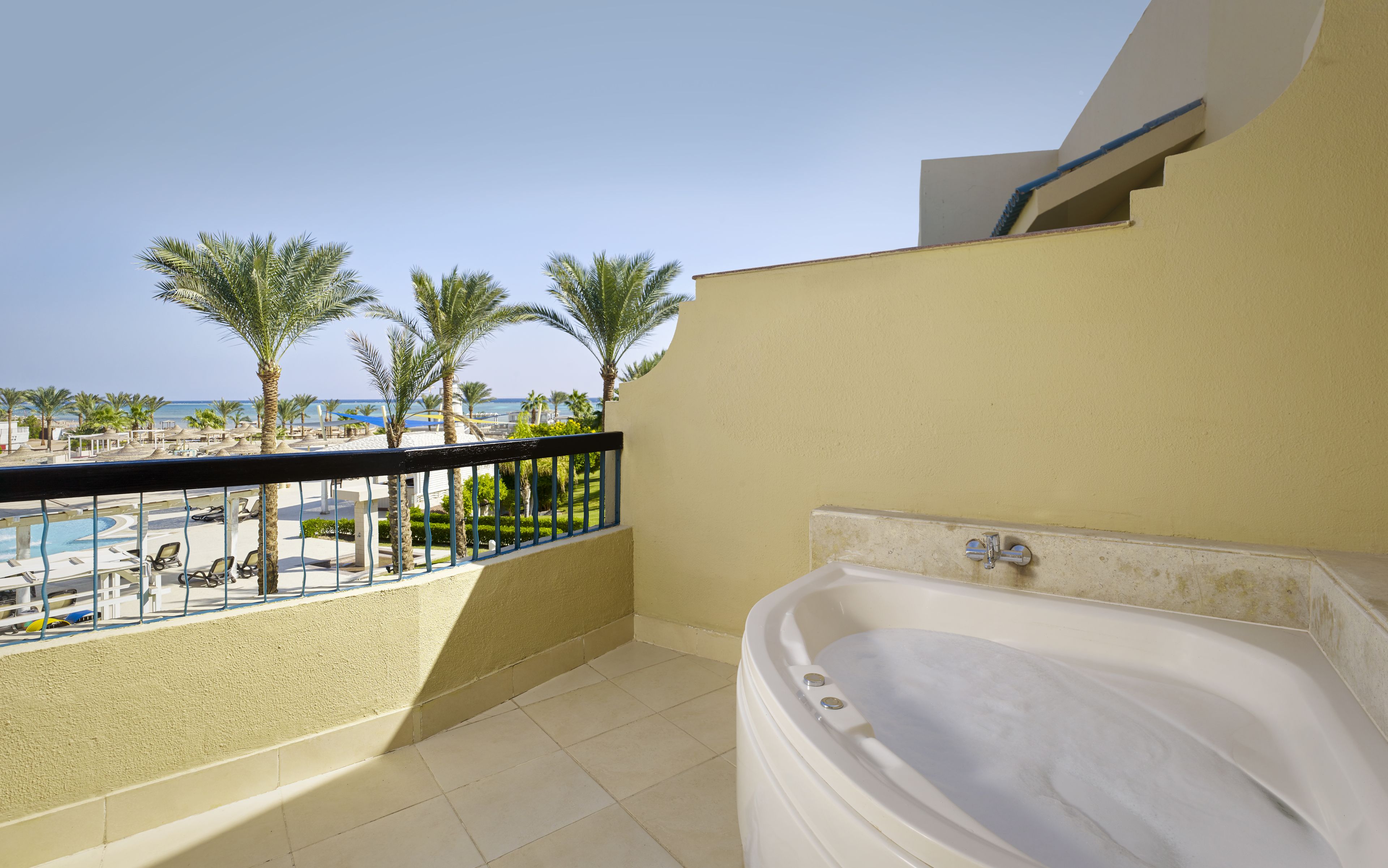 Coral Sea Holiday Resort