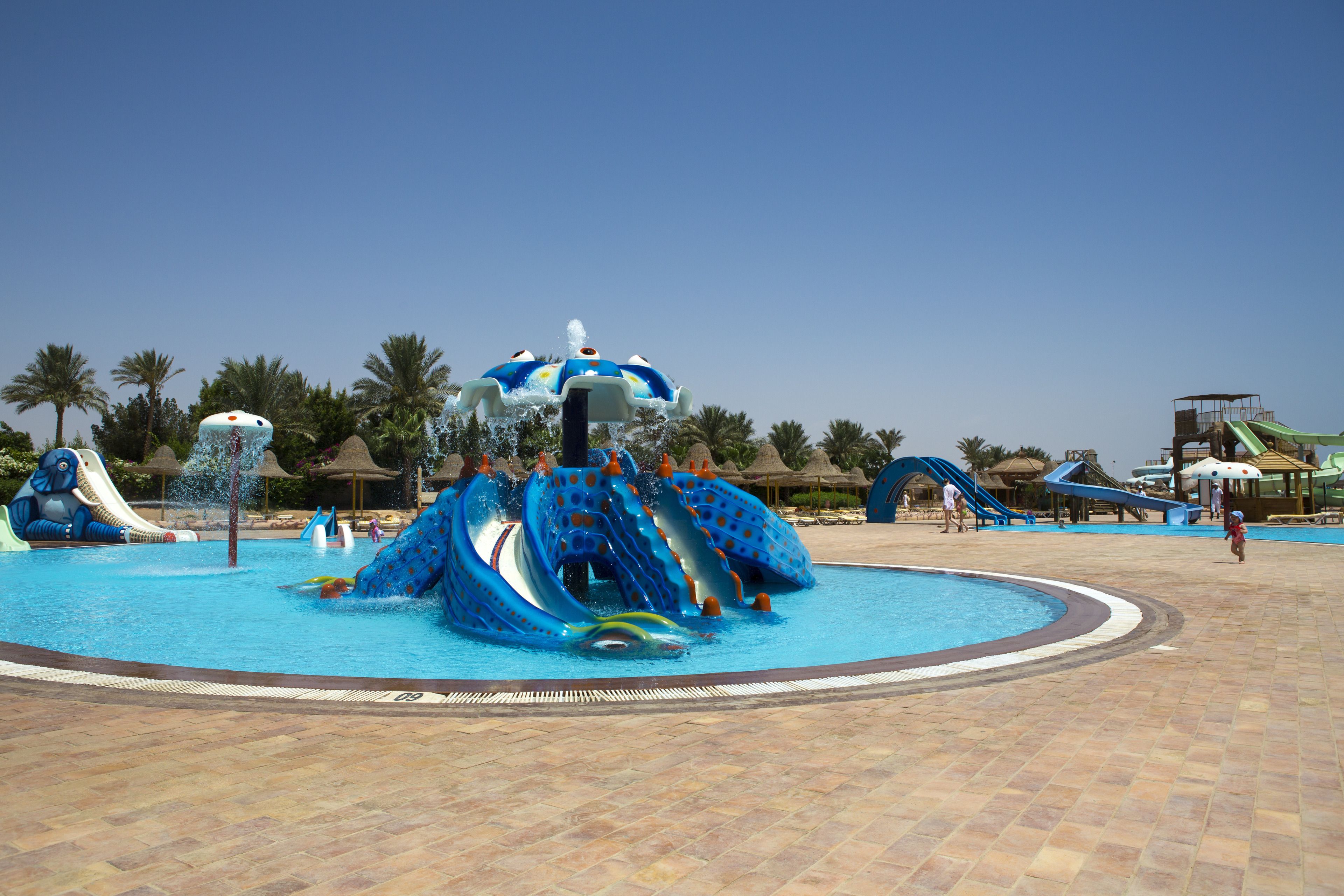 Parrotel Aqua Park Resort