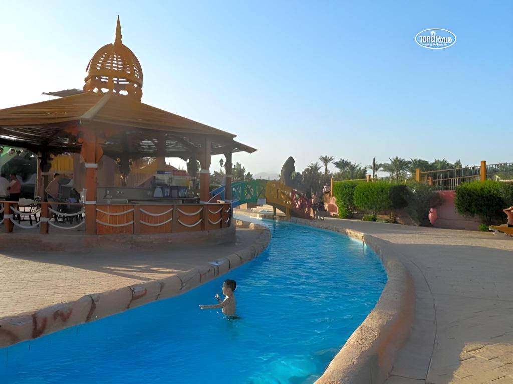 Parrotel Aqua Park Resort