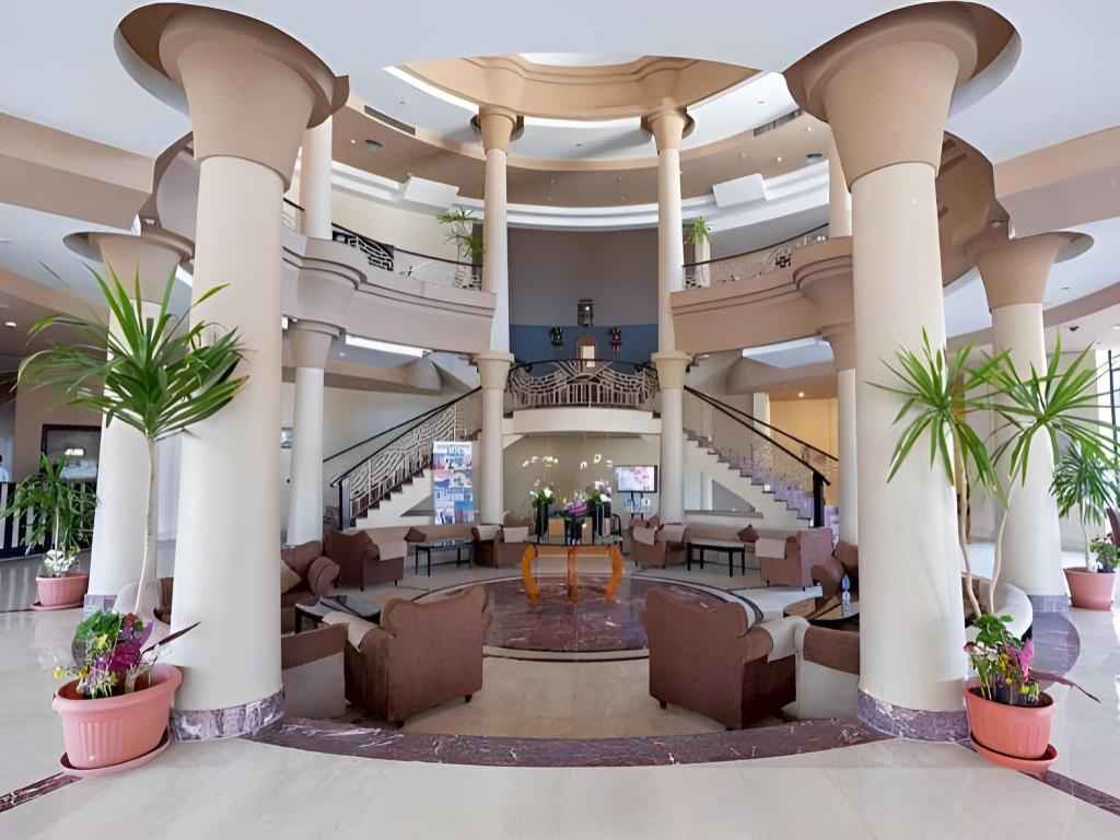 Parrotel Aqua Park Resort