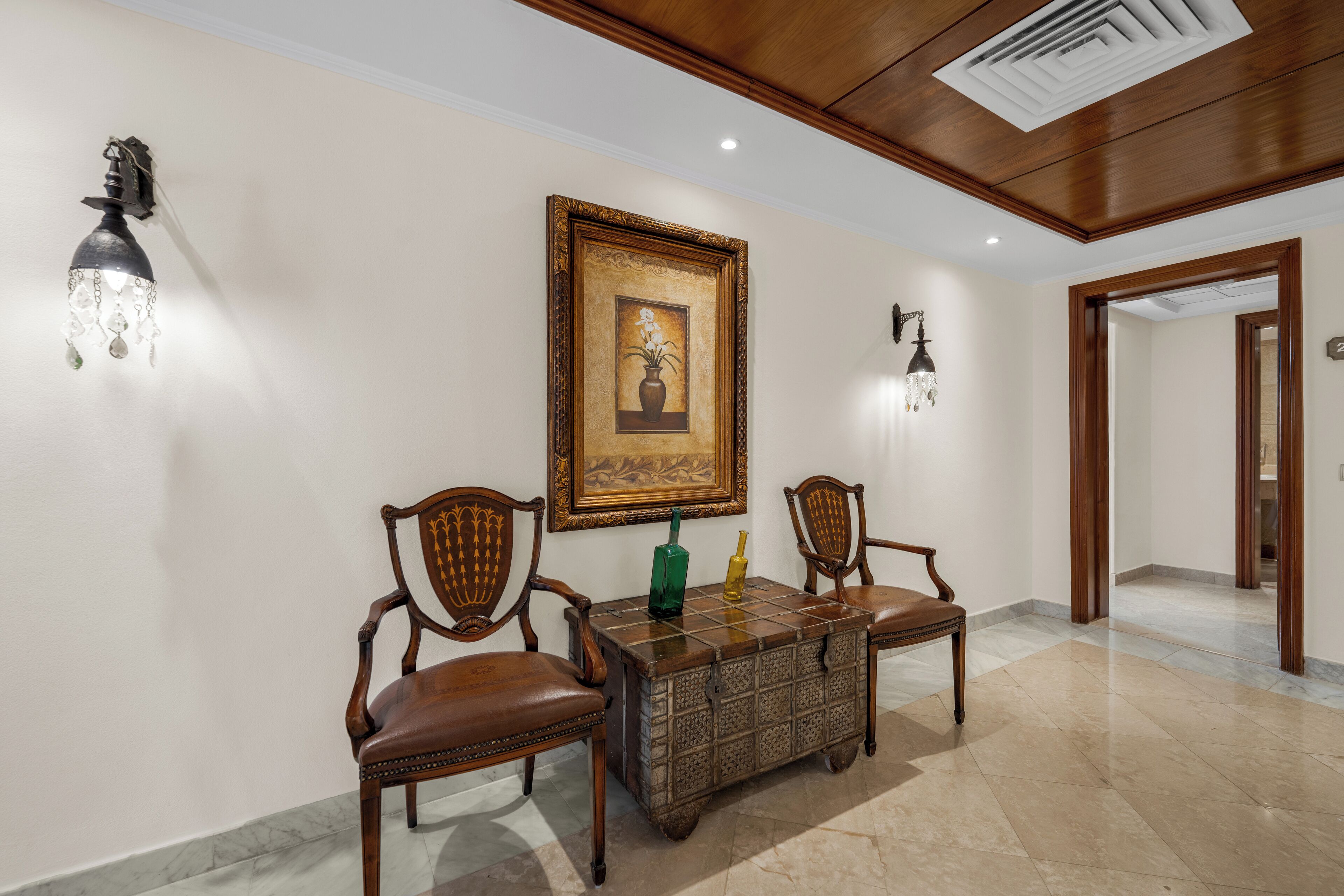 Royal Savoy Hotel & Villas