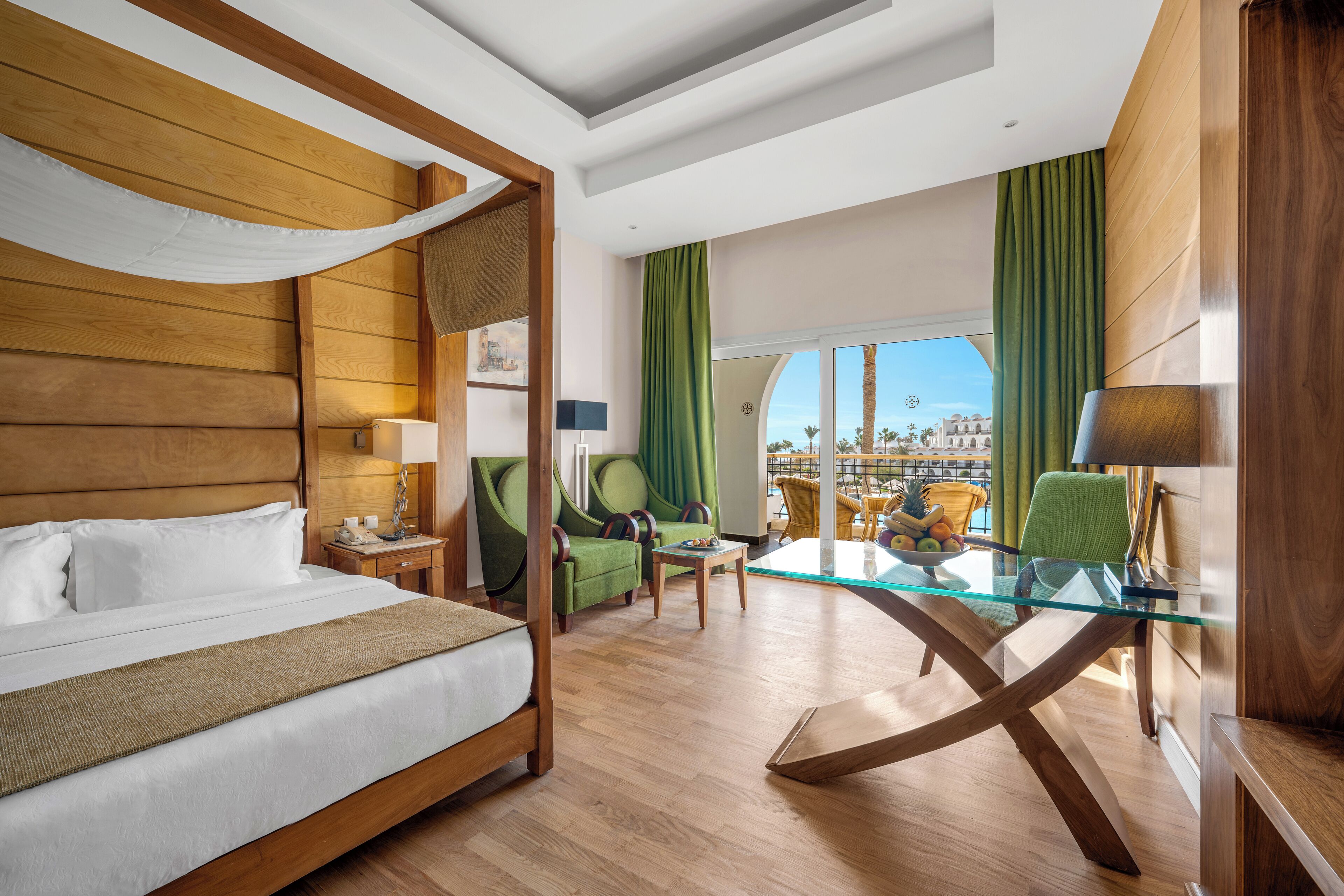 Royal Savoy Hotel & Villas