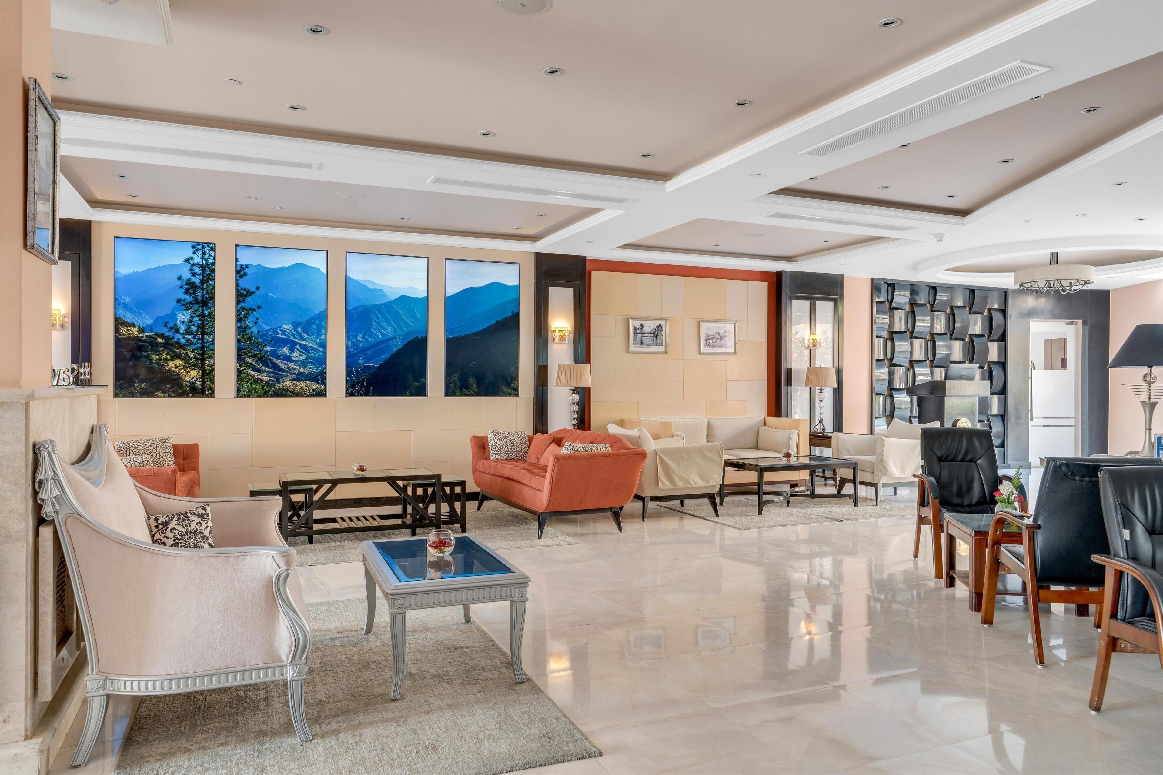 Royal Savoy Hotel & Villas