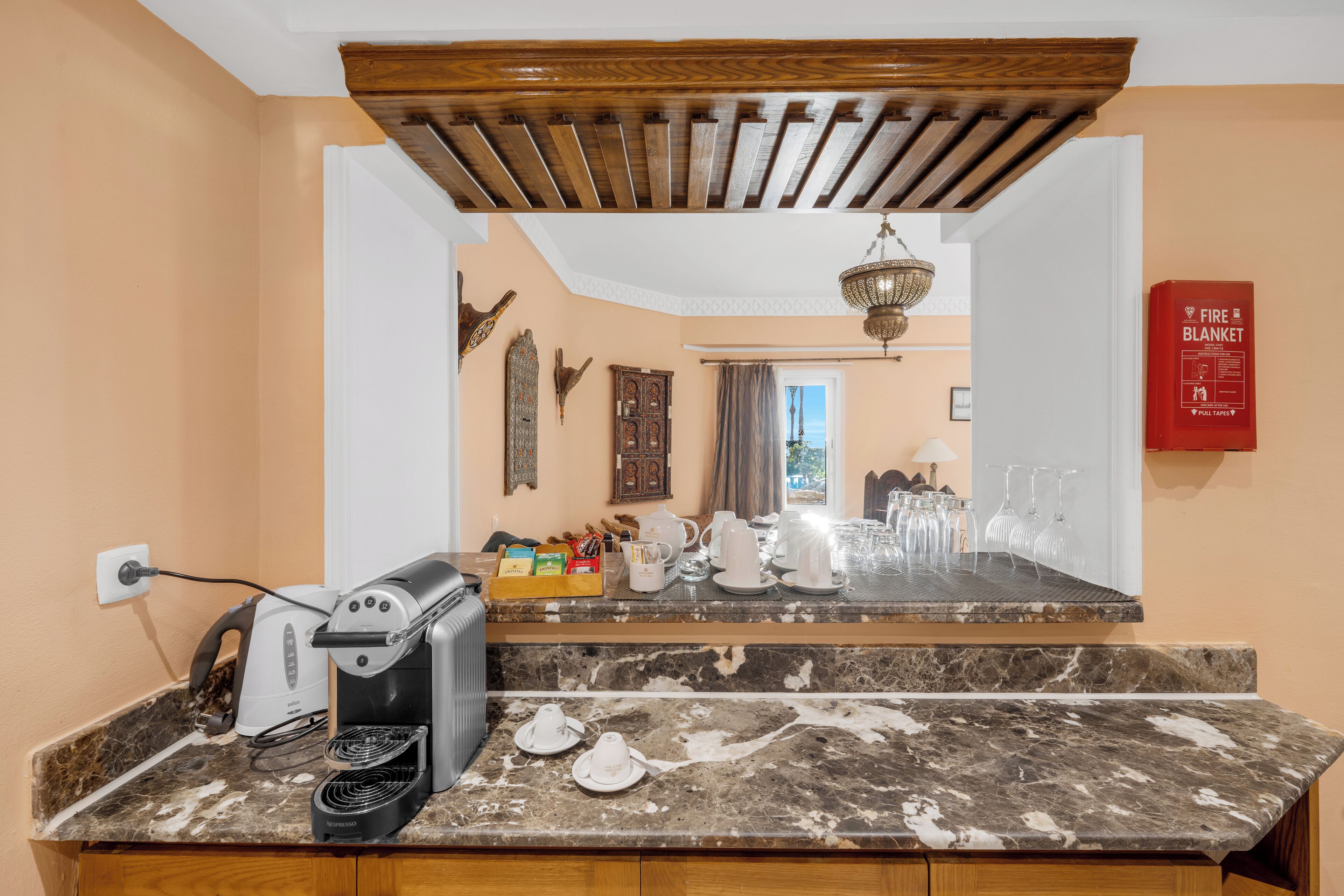 Royal Savoy Hotel & Villas