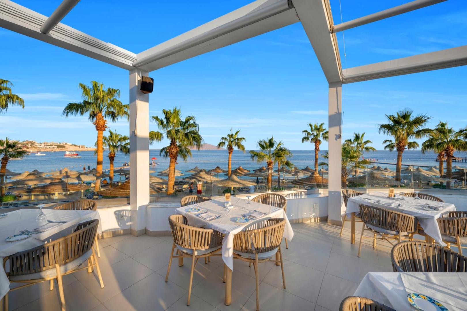 Royal Savoy Hotel & Villas