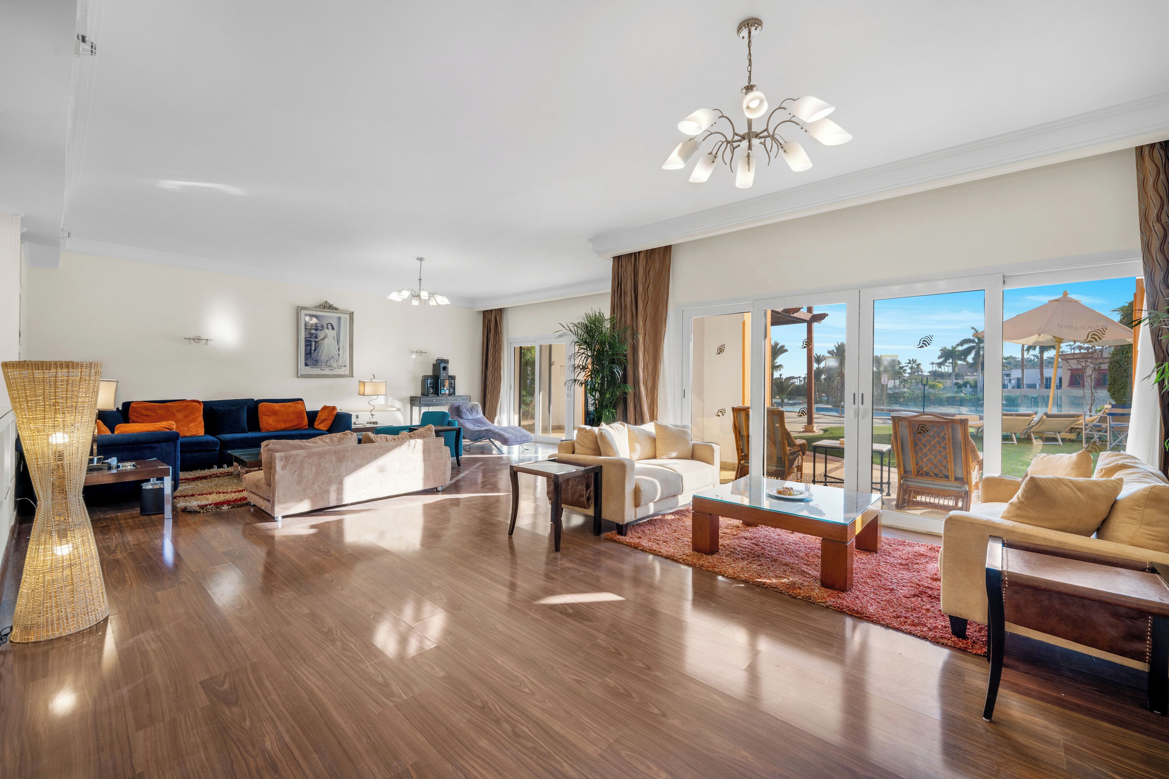 Royal Savoy Hotel & Villas