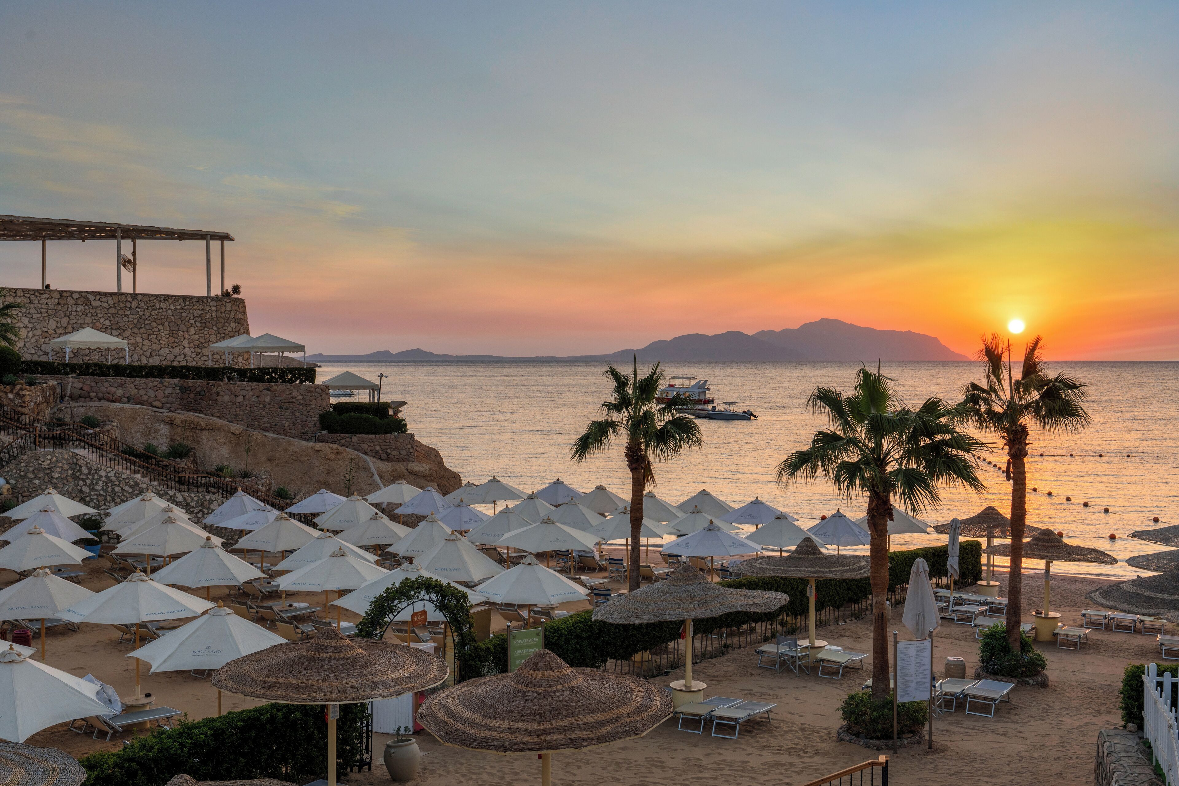 Royal Savoy Hotel & Villas