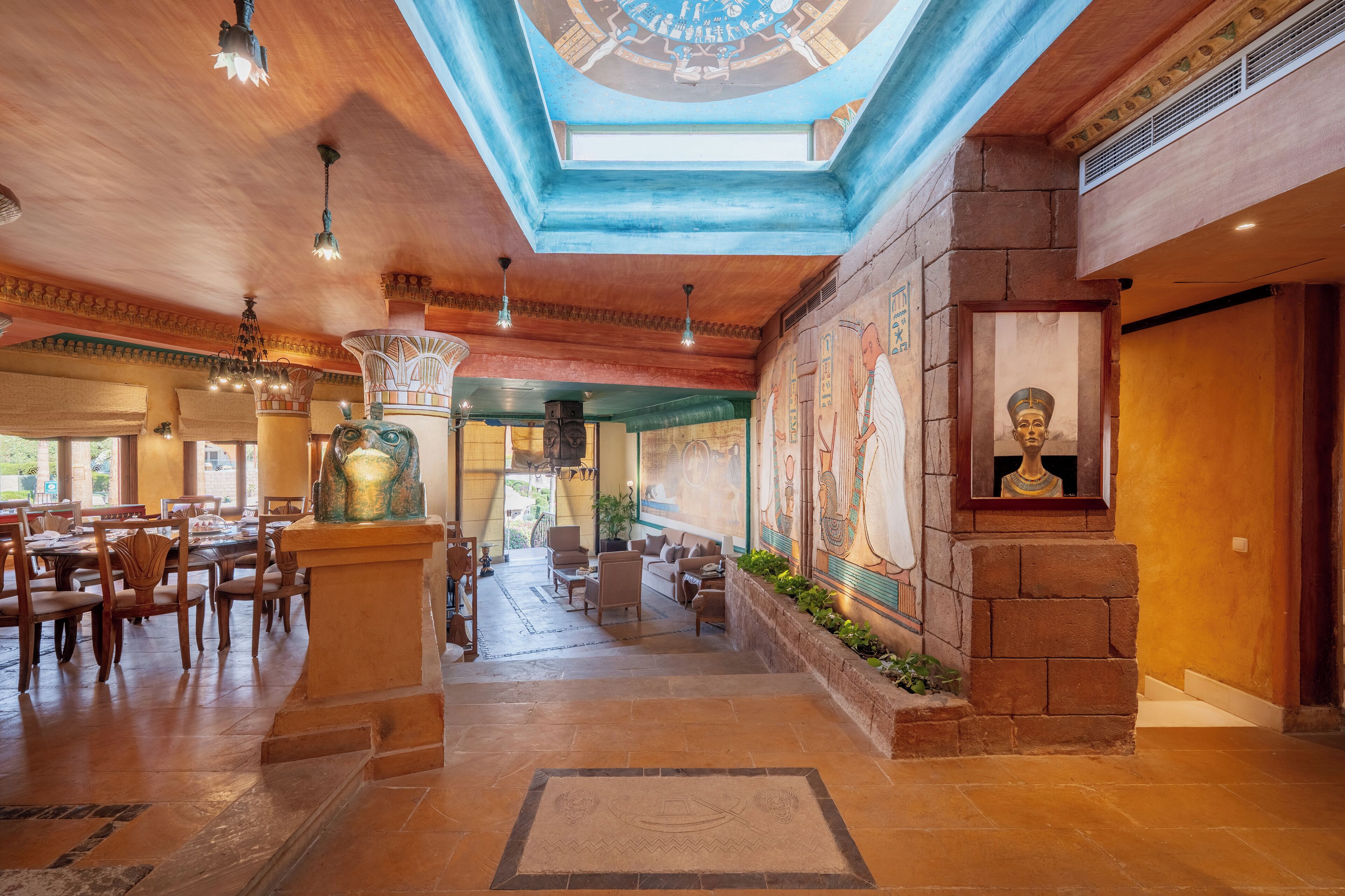 Royal Savoy Hotel & Villas