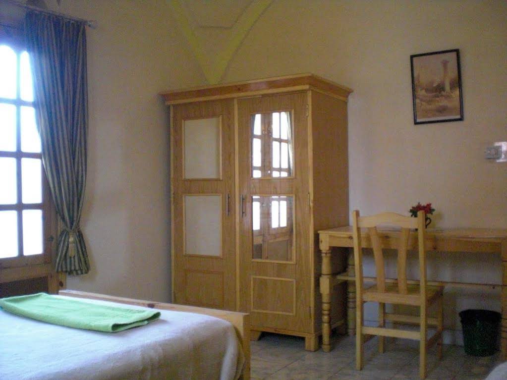 El Fayrouz Hotel