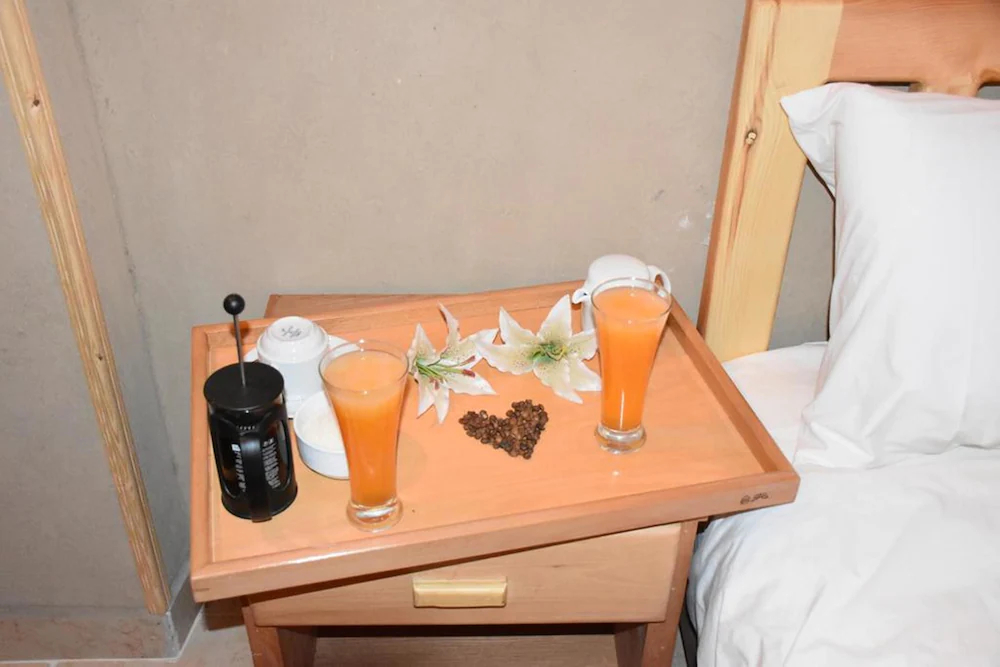 Embrace Hotel Luxor