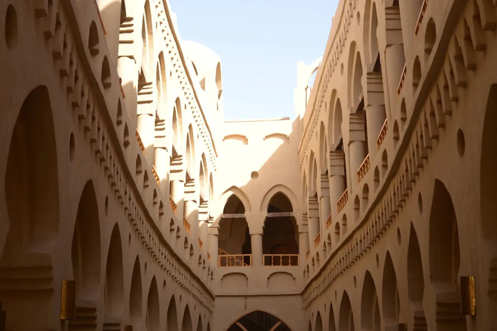 Embrace Hotel Luxor