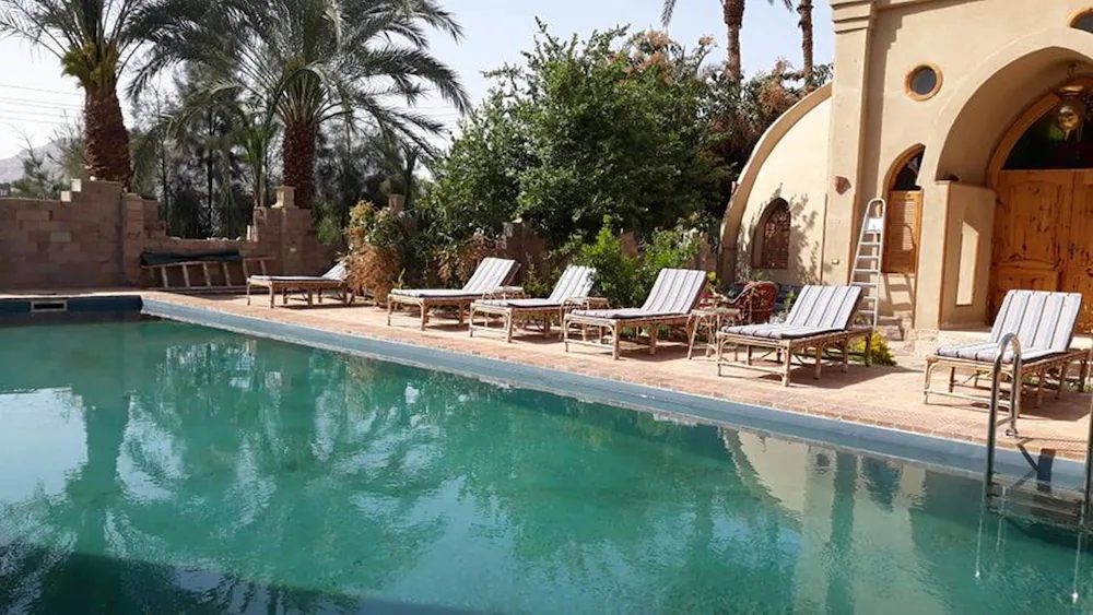 Embrace Hotel Luxor