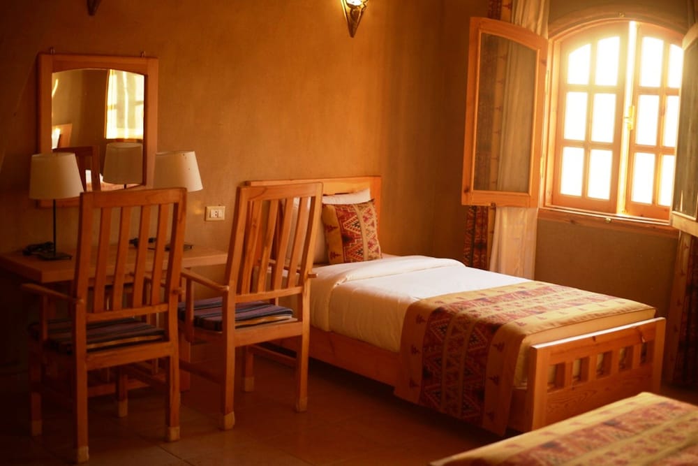 Embrace Hotel Luxor