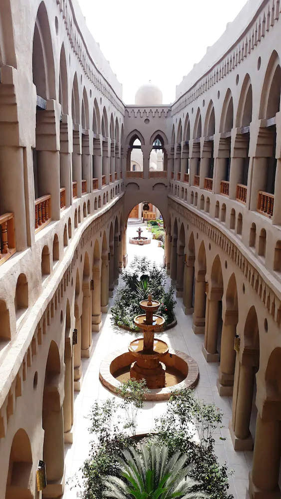Embrace Hotel Luxor