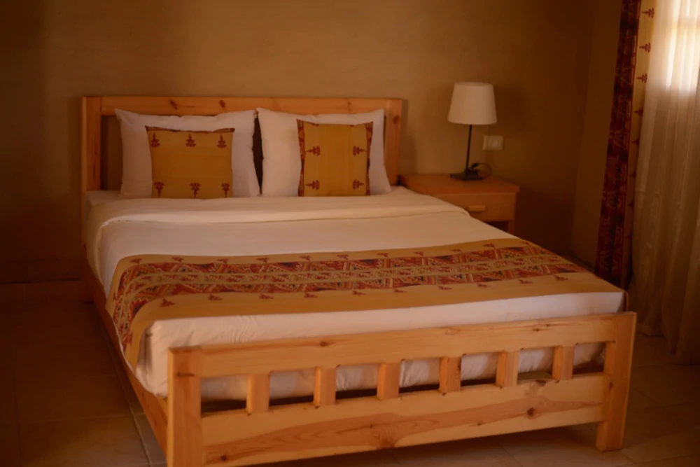 Embrace Hotel Luxor