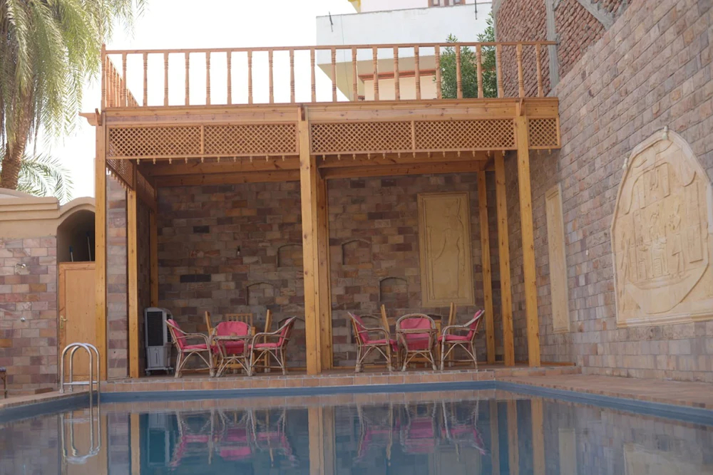 Embrace Hotel Luxor