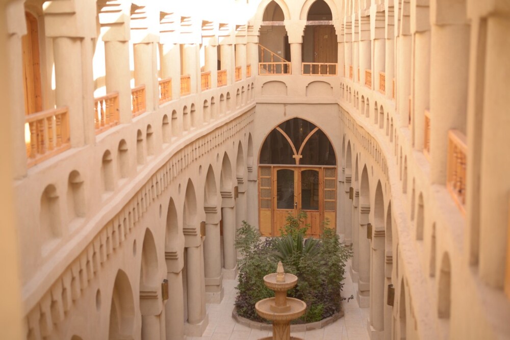Embrace Hotel Luxor