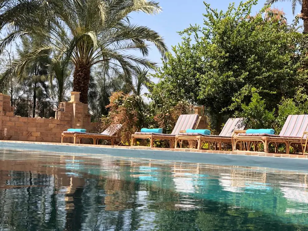 Embrace Hotel Luxor