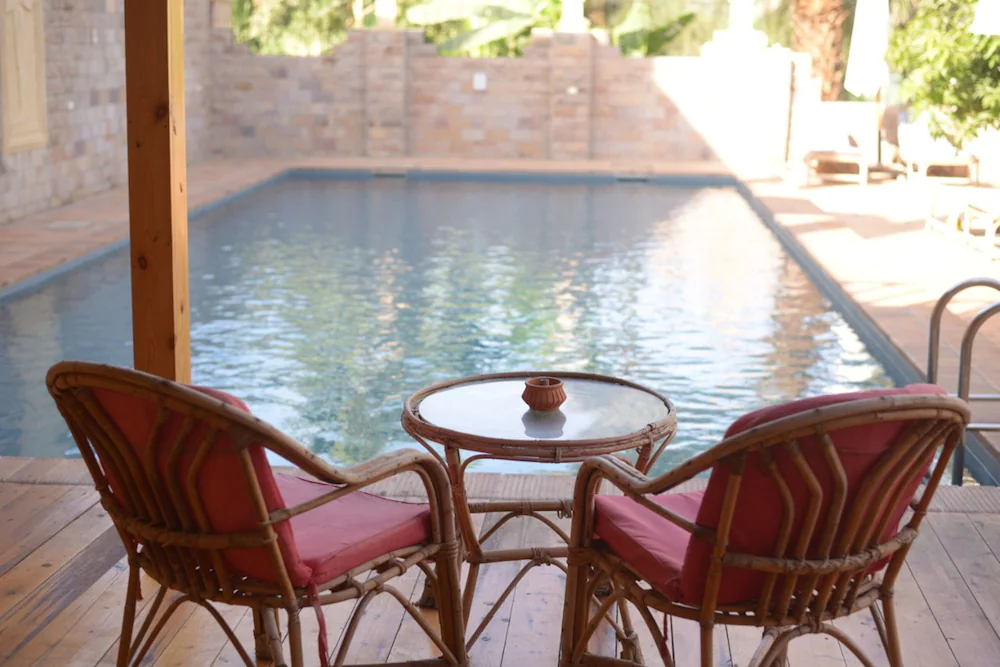 Embrace Hotel Luxor