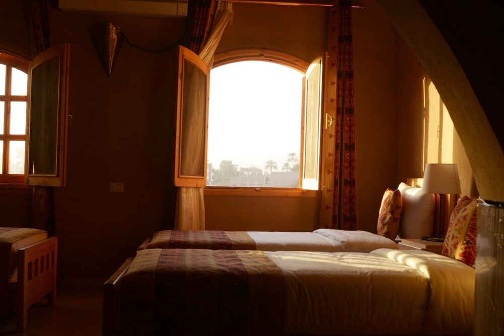Embrace Hotel Luxor