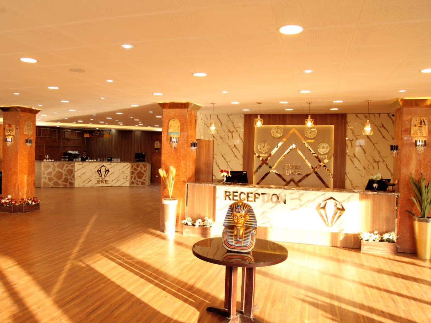 Jewel Luxor Hotel