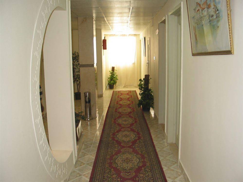 Karnak Hotel
