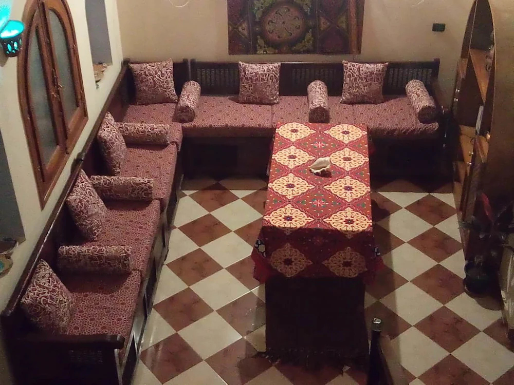 Shahhat House