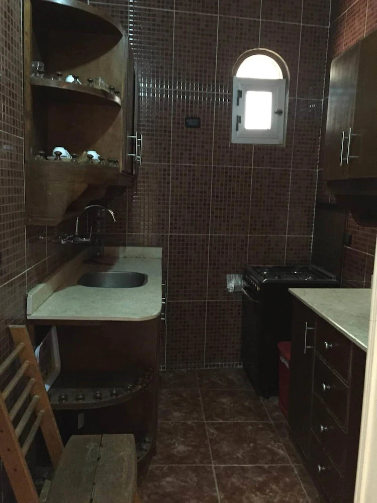 Shahhat House