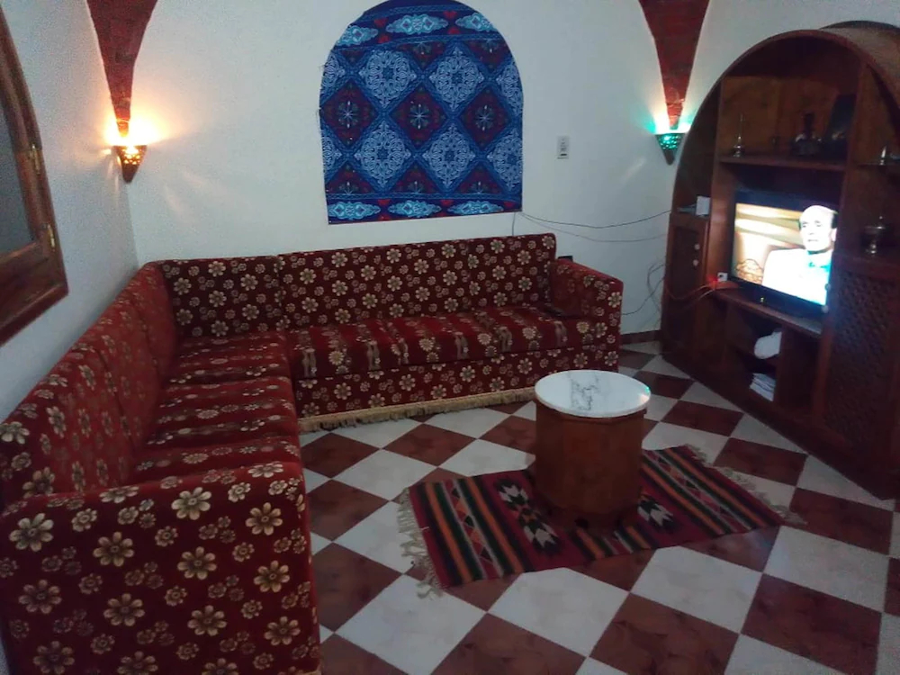 Shahhat House