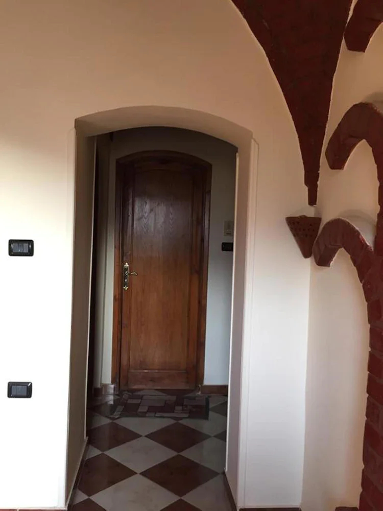 Shahhat House