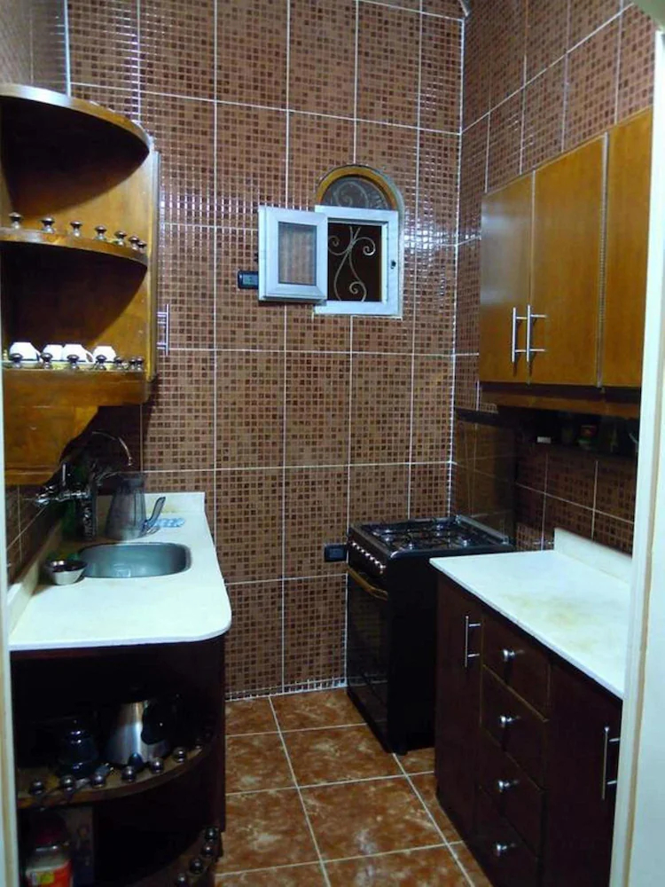Shahhat House