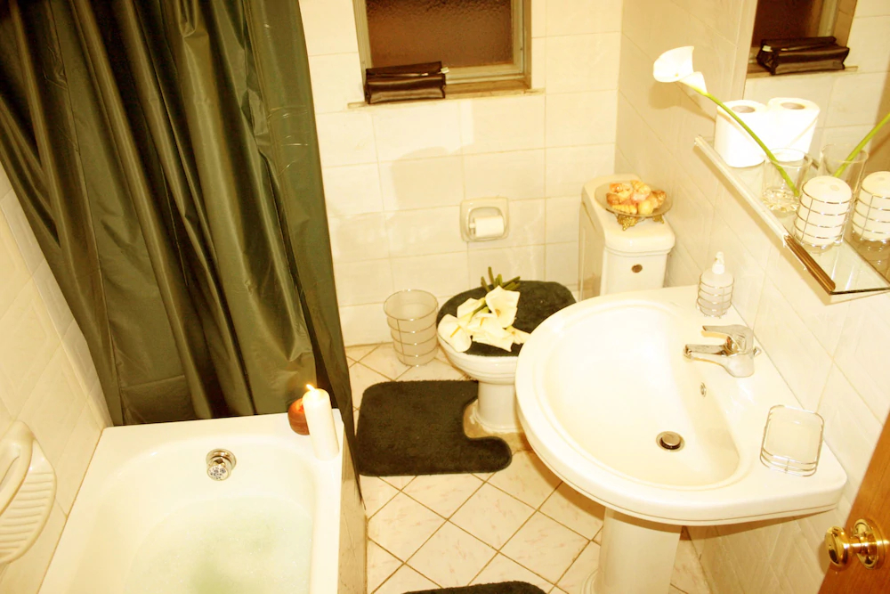 Sunshine Hotel