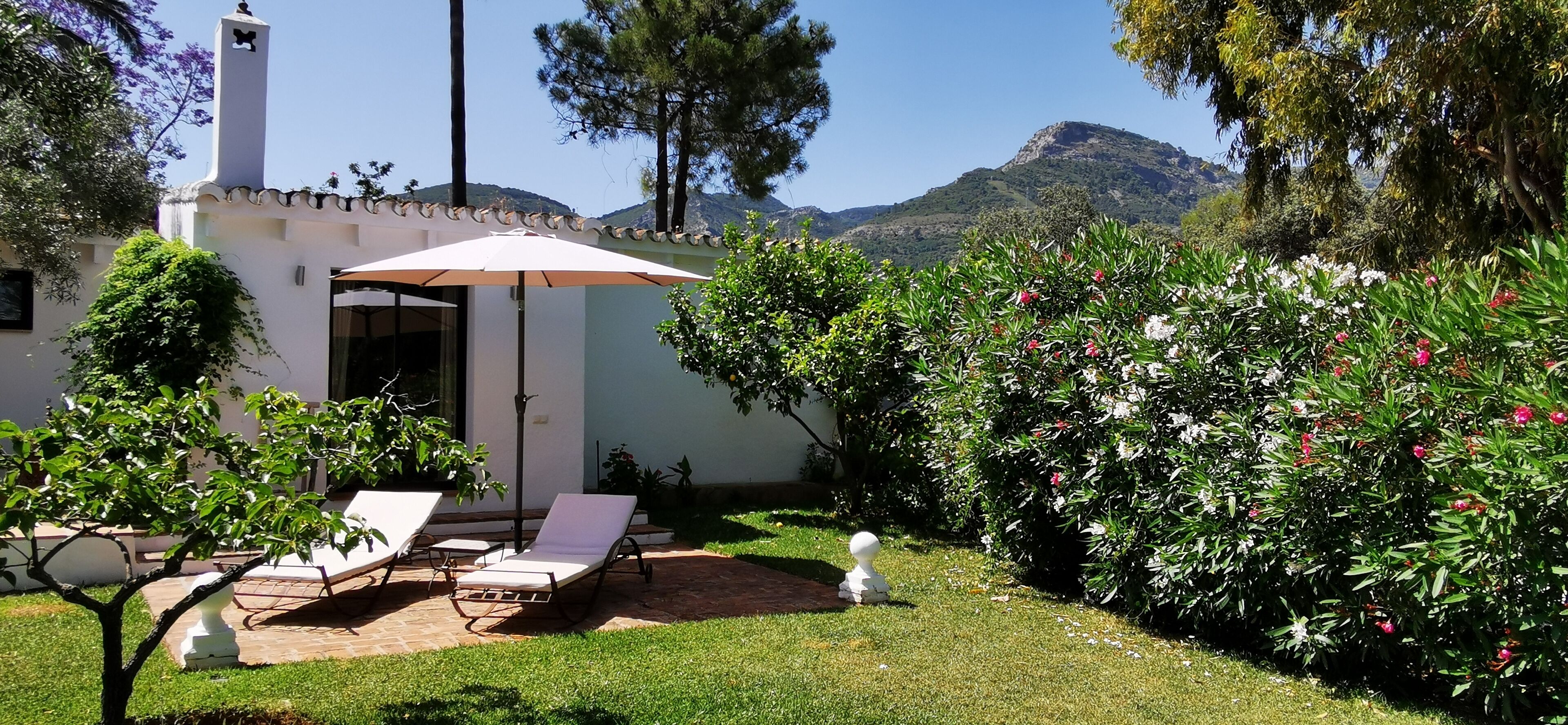 Roca Verde Boutique Bed & Breakfast