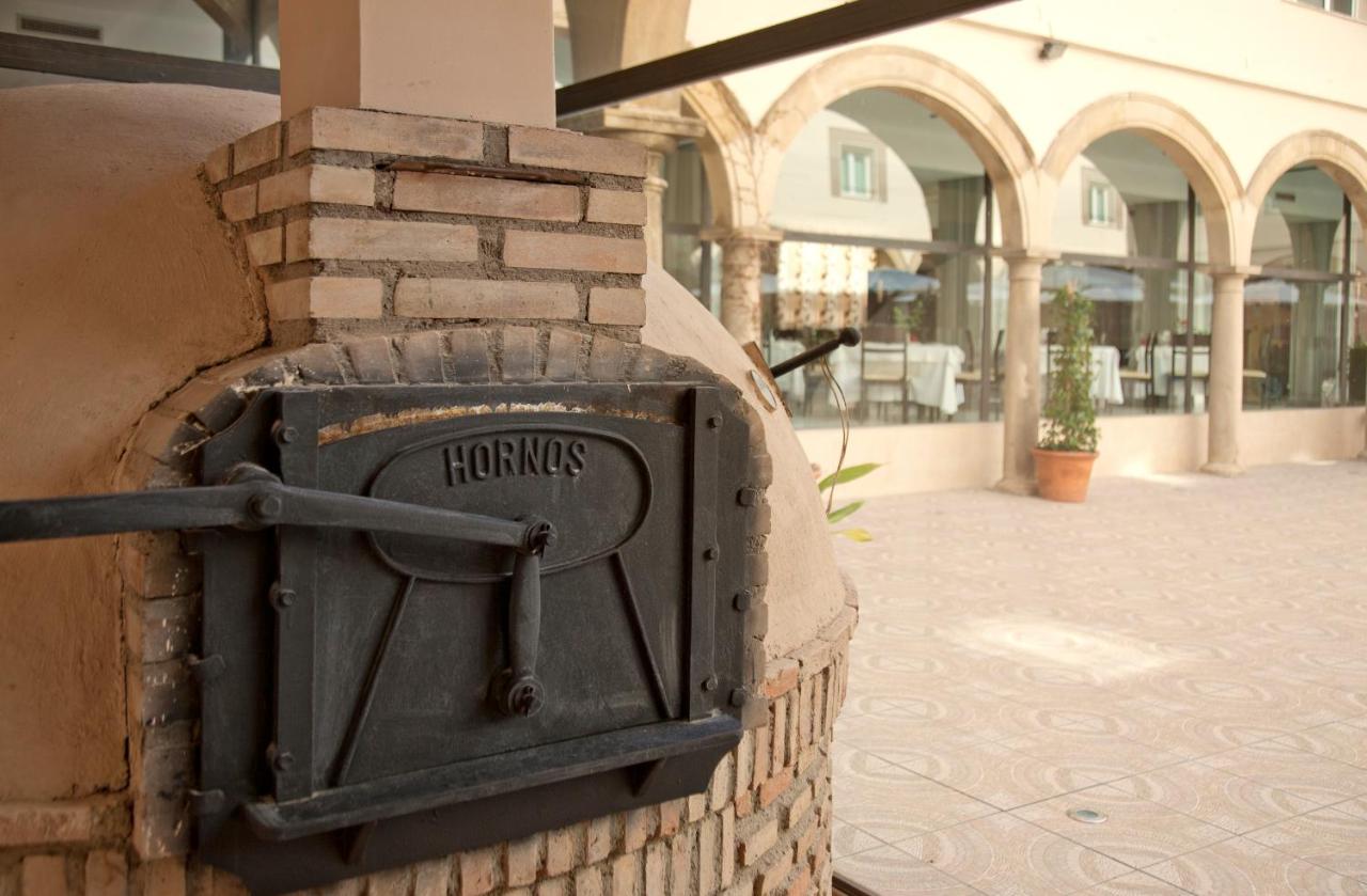 TRH Ciudad de Baeza Hotel